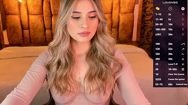 Snapshot of KiaraCarter chatting on 28, 11, 2025 KiaraCarter online show from 28, 11, 2025