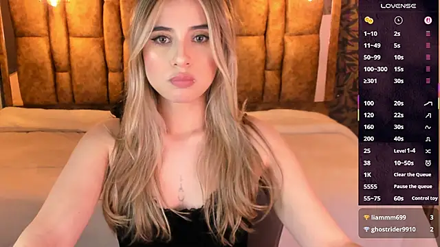 KiaraCarter online show from 18, 12, 2025