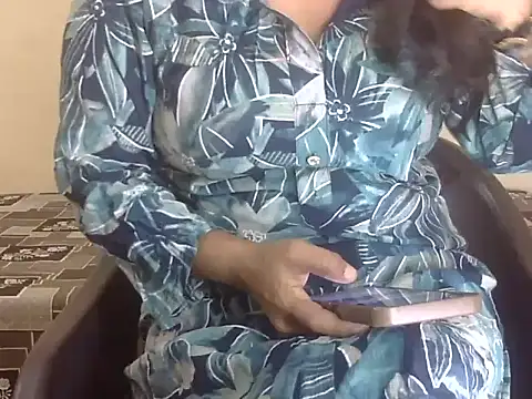 Snapshot of Lusty_Wife1 chatting on 13, 9, 2025 Lusty Wife1 online show from 13, 9, 2025