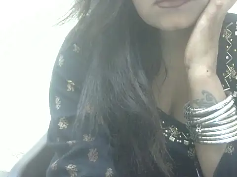 Snapshot of Lusty_Wife1 chatting on 8, 11, 2025 Lusty Wife1 online show from 8, 11, 2025