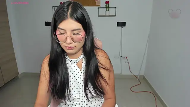 emily villamil online show from 9, 3, 2026