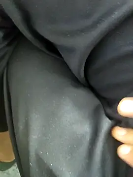 Horny boy321 online show from 6, 2, 2026