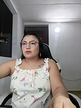 KathieBurning online show from 7, 1, 2026