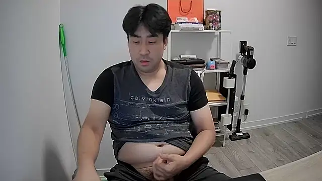 Koreanboy171 online show from 5, 8, 2026