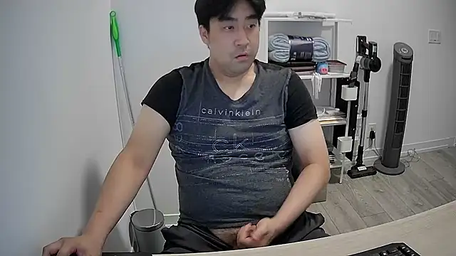Koreanboy171 online show from 28, 6, 2026