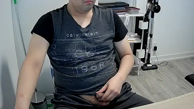 Koreanboy171 online show from 15, 5, 2026