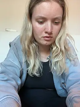 Snapshot of mariemelissah chatting on 19, 3, 2025 mariemelissah online show from 19, 3, 2025