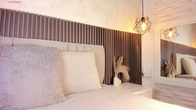 SHANONCLARK online show from 23, 11, 2025