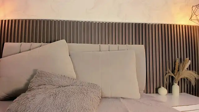 SHANONCLARK online show from 14, 11, 2025