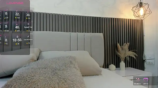 SHANONCLARK online show from 5, 11, 2025