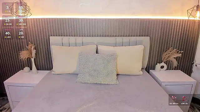 SHANONCLARK online show from 18, 10, 2025