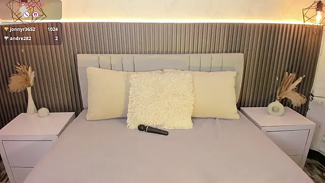 SHANONCLARK online show from 10, 9, 2025