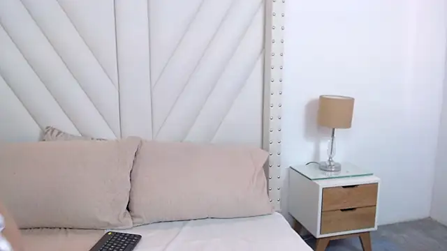 RubyReyes online show from 19, 3, 2025