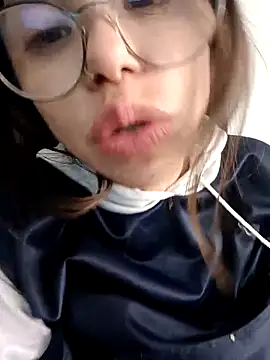 valentina swallow online show from 26, 9, 2025