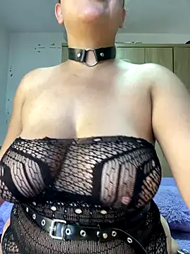 Lady  Pink online show from 19, 9, 2025