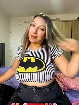 Lady  Pink online show from 9, 9, 2025