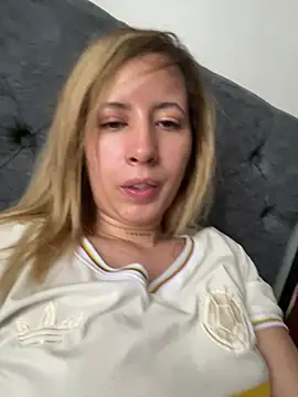 Snapshot of marthina_thompsson chatting on 4, 7, 2026 marthina thompsson online show from 4, 7, 2026