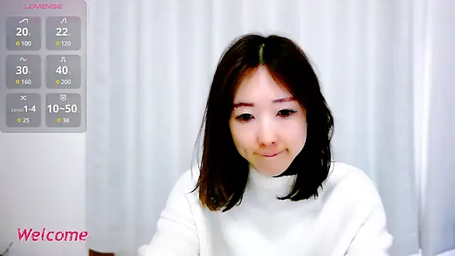 Snapshot of Love_me_Eri_ chatting on 10, 3, 2025 Love me Eri online show from 10, 3, 2025