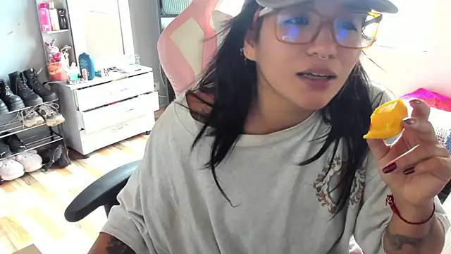 annie walker6 online show from 5, 5, 2026