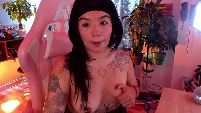 Snapshot of annie_walker6 chatting on 3, 2, 2026 annie walker6 online show from 3, 2, 2026