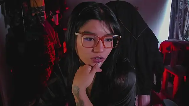 annie walker6 online show from 12, 9, 2025