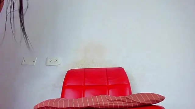 Kimberly House online show from 14, 3, 2025