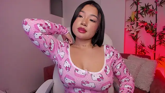 Lulu Sakura  online show from 5, 1, 2025