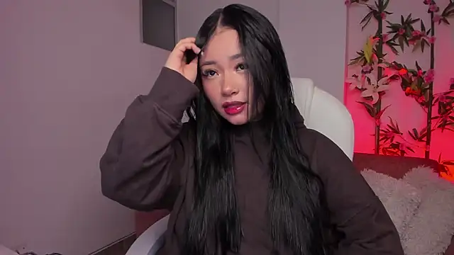 Lulu Sakura  online show from 24, 1, 2025