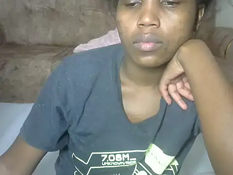 AurelAda online show from 18, 10, 2025