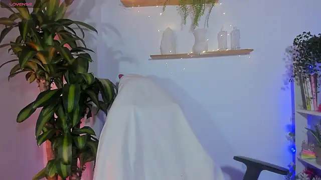 crisbell lopez online show from 14, 4, 2026