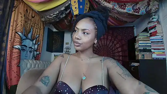 ElizaGrey  online show from 30, 5, 2026