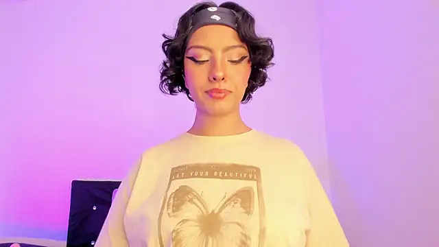 AnnaFoox1 online show from 6, 2, 2026