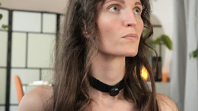 yulladao online show from 25, 10, 2025