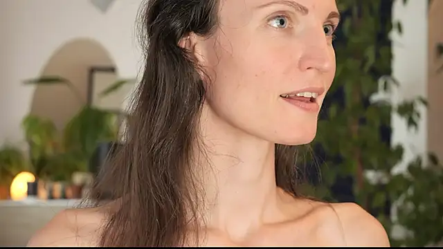 yulladao online show from 7, 10, 2025