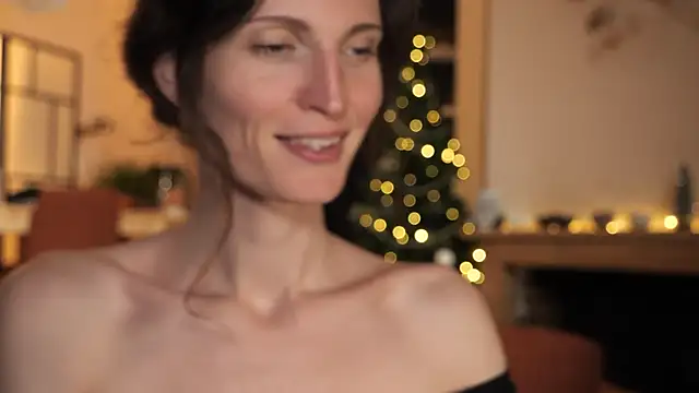 yulladao online show from 2, 12, 2024