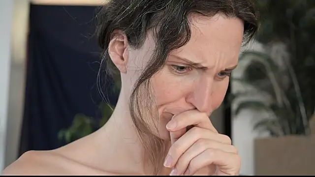 yulladao online show from 5, 10, 2025