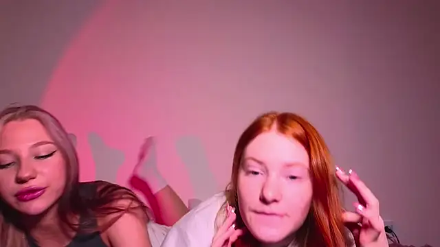 MiaKeler online show from 13, 12, 2024