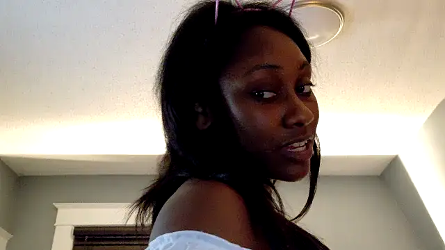 melaniekittin online show from 23, 11, 2025