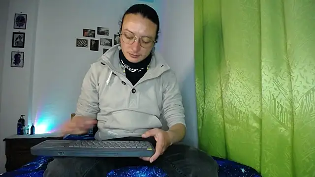 monkeywillwhite online show from 29, 11, 2025