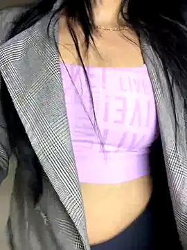 Snapshot of lupyta20 chatting on 28, 9, 2025 lupyta20 online show from 28, 9, 2025