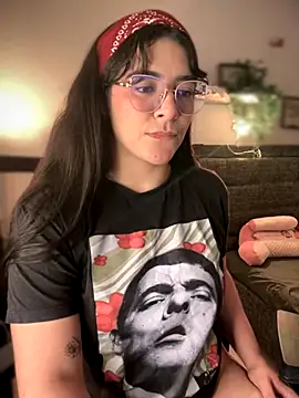 Snapshot of Lia_flowers chatting on 23, 9, 2025 Lia flowers online show from 23, 9, 2025