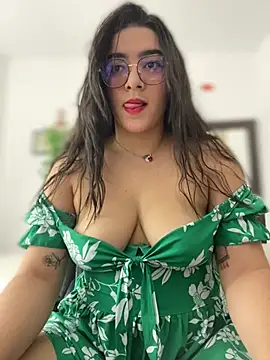 Snapshot of Lia_flowers chatting on 2, 3, 2025 Lia flowers online show from 2, 3, 2025