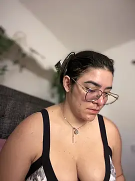 Snapshot of Lia_flowers chatting on 17, 3, 2025 Lia flowers online show from 17, 3, 2025