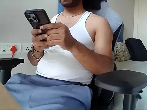 Snapshot of insanefreak69 chatting on 5, 3, 2026 insanefreak69 online show from 5, 3, 2026