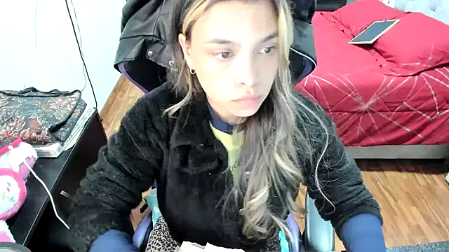 LuisaReyes 2911 online show from 1, 11, 2025