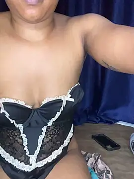 Snapshot of sweetestval chatting on 25, 11, 2025 sweetestval online show from 25, 11, 2025