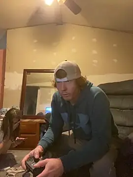 Snapshot of hottestcouplevaa chatting on 15, 1, 2025 hottestcouplevaa online show from 15, 1, 2025