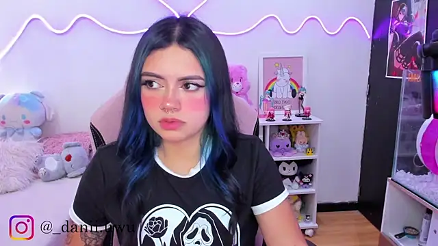 CuteDani  online show from 10, 9, 2025