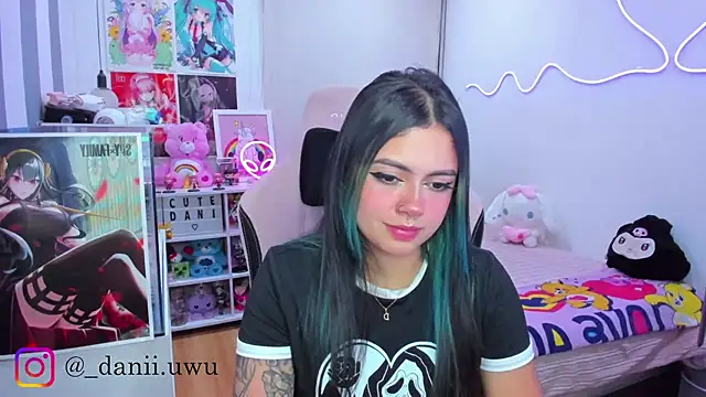 CuteDani  online show from 9, 1, 2026