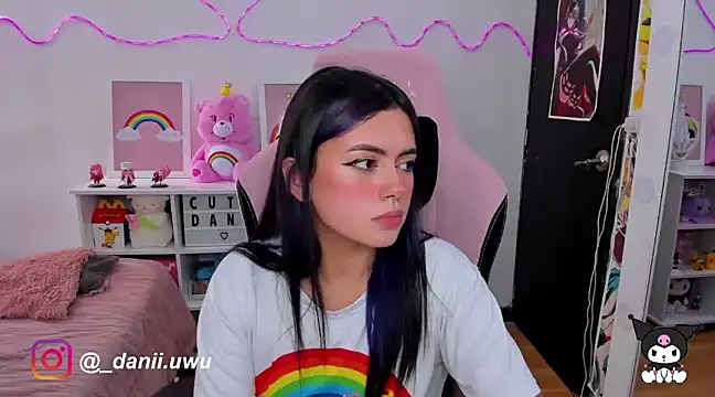 CuteDani  online show from 3, 2, 2025